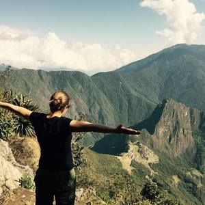 Meet your Posher, Dana